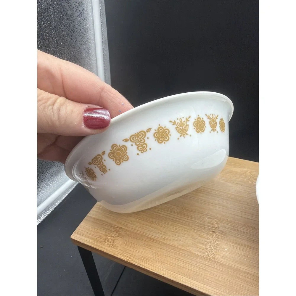 2 Vintage Corelle by Corning Butterfly Gold Cereal Soup Bowl 6 1/4